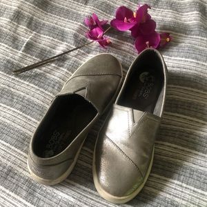 Memory Foam Slide Ons